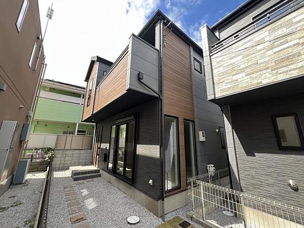 間取はファミリーにもおすすめ4LDKの新築戸建です。