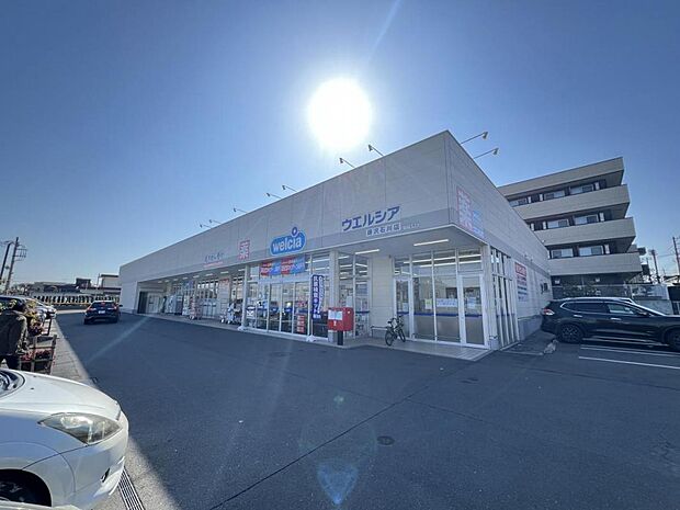 ウエルシア藤沢石川店まで約180m(徒歩3分)