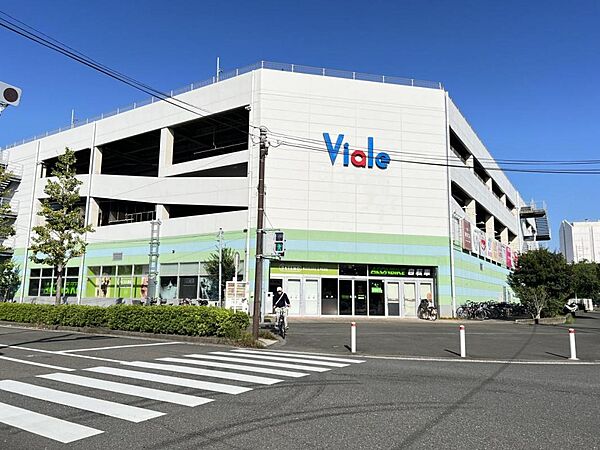 ビアレヨコハマまで約560m（徒歩7分）