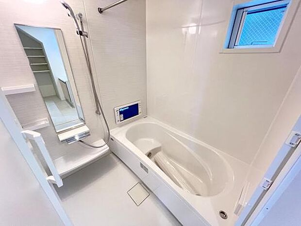 お風呂でほっとひといき。1日の疲れを癒しましょう。