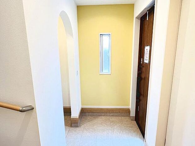 いつも気持ちよくご家族を迎えられる玄関です。