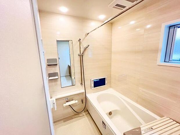 お風呂でほっとひといき。1日の疲れを癒しましょう。