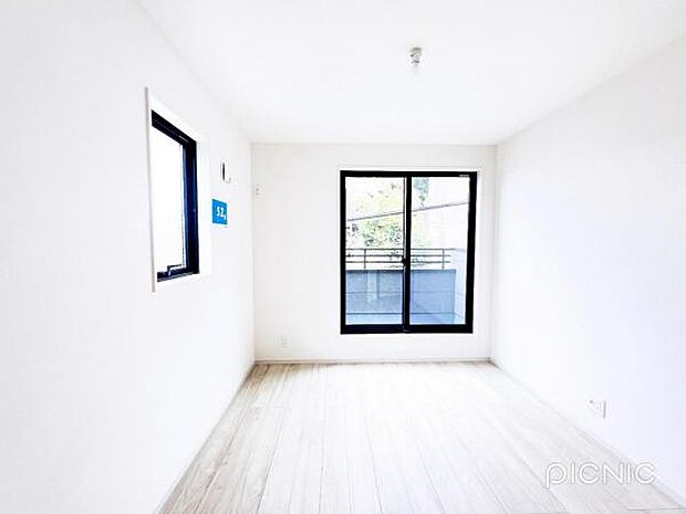 寝室にもご利用いただける居室スペースです。