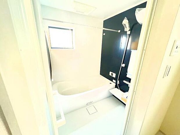 お風呂でほっとひといき。1日の疲れを癒しましょう。