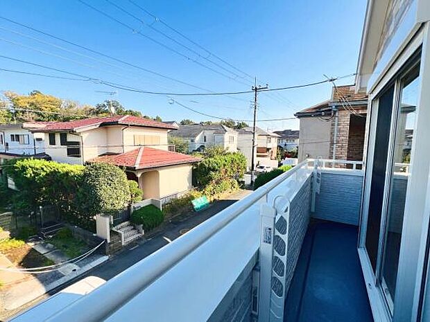 お洗濯ものを気持ち良く太陽の光で干せるのが嬉しいですね。