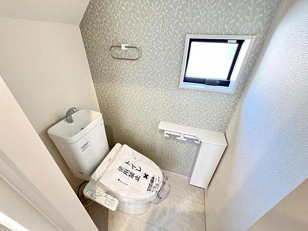 ほっと安らげるトイレ空間です。