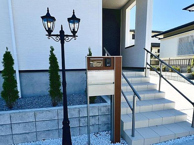 防犯設備のご紹介です。