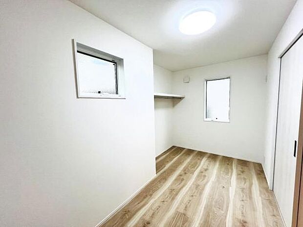 子供部屋にもちょうど良い大きさのお部屋です。