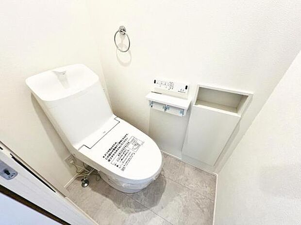 ほっと安らげるトイレ空間です。