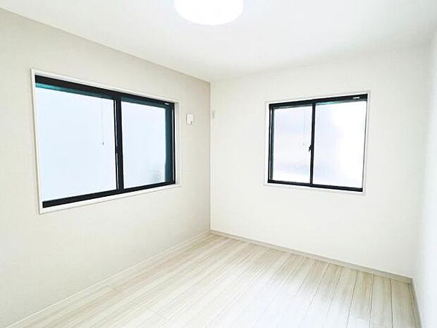 子供部屋にもちょうど良い大きさのお部屋です。