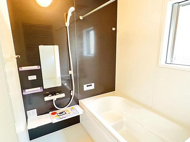 お風呂でほっとひといき。1日の疲れを癒しましょう。