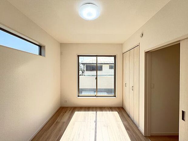 子供部屋にもちょうど良い大きさのお部屋です。