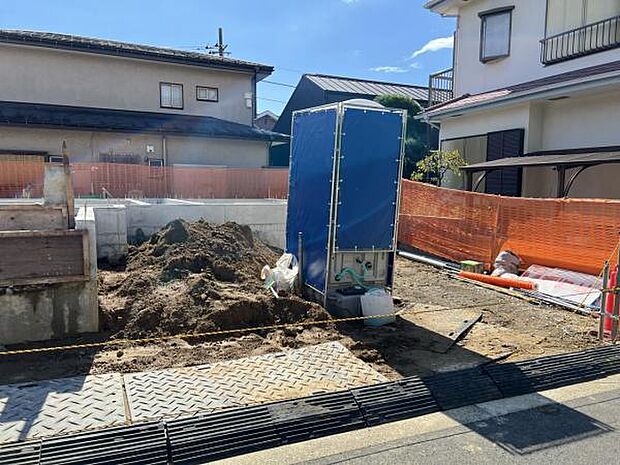 駐車場ももちろん完備しておりますのでお車所有の方にも心強いです。