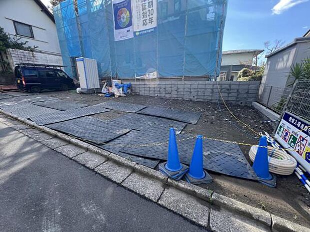 駐車場ももちろん完備しておりますのでお車所有の方にも心強いです。