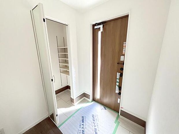 いつも気持ちよくご家族を迎えられる玄関です。