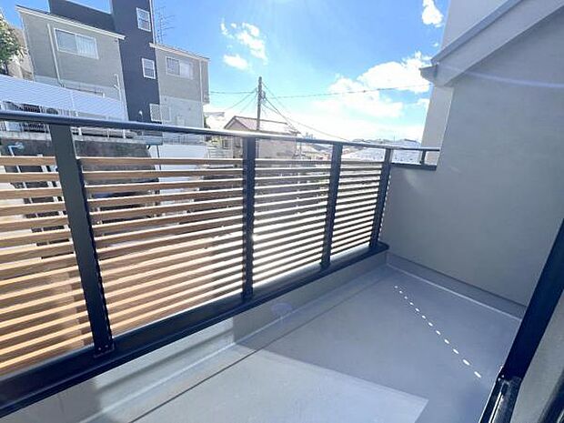 お洗濯ものを気持ち良く太陽の光で干せるのが嬉しいですね。