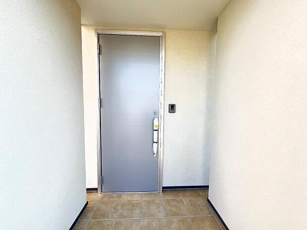 いつも気持ちよくご家族を迎えられる玄関です。