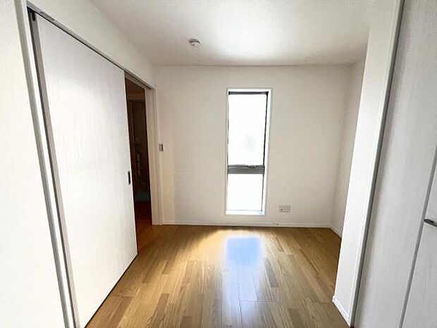 子供部屋にもちょうど良い大きさのお部屋です。