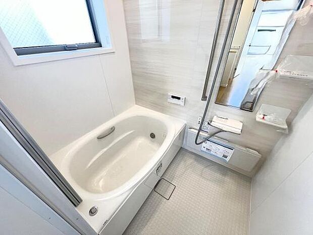 お風呂でほっとひといき。1日の疲れを癒しましょう。