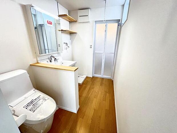 脱衣所は小さなお子様がいるご家庭にも重宝されます。