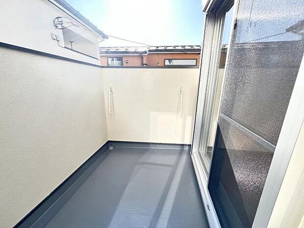 お洗濯ものを気持ち良く太陽の光で干せるのが嬉しいですね。