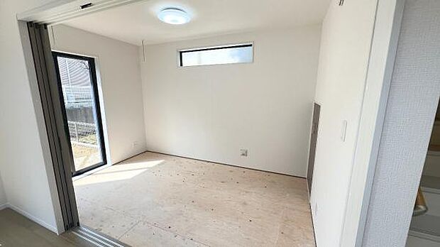 和室スペースです。畳のお部屋は寛げる空間ですね。