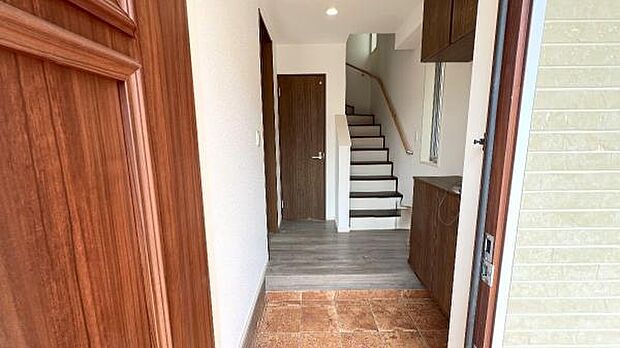 いつも気持ちよくご家族を迎えられる玄関です。