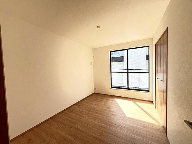 子供部屋にもちょうど良い大きさのお部屋です。