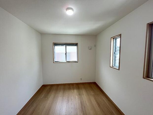 子供部屋にもちょうど良い大きさのお部屋です。