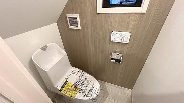 ほっと安らげるトイレ空間です。