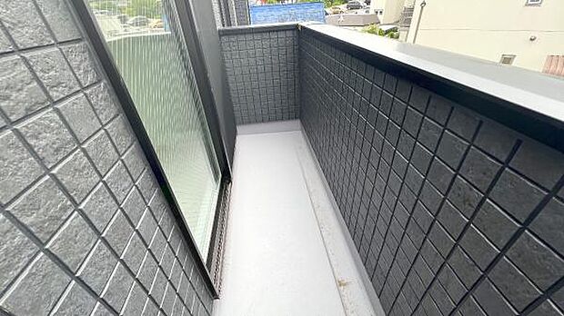 お洗濯ものを気持ち良く太陽の光で干せるのが嬉しいですね。