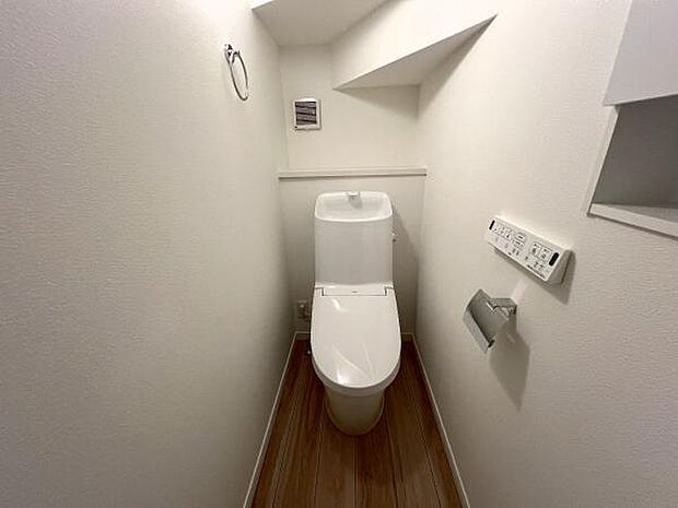 ほっと安らげるトイレ空間です。