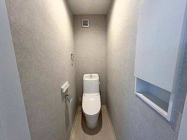 ほっと安らげるトイレ空間です。