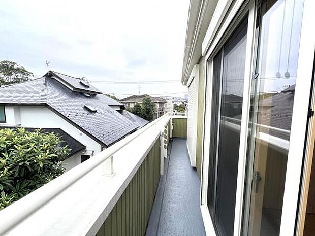 お洗濯ものを気持ち良く太陽の光で干せるのが嬉しいですね。