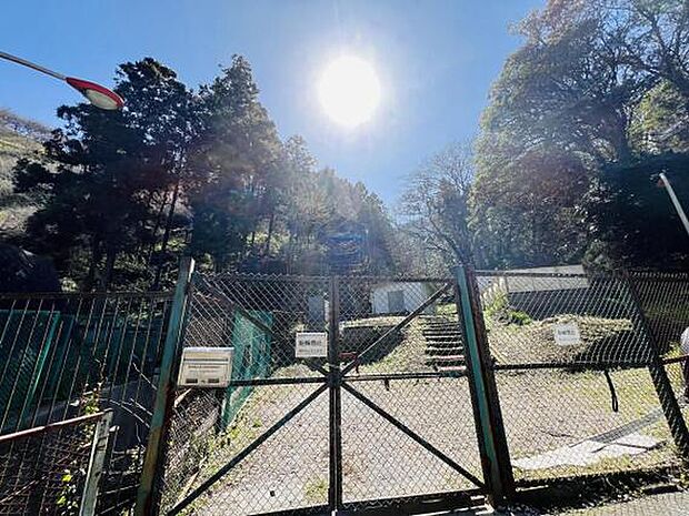 田浦緑地 徒歩9分(約700m)