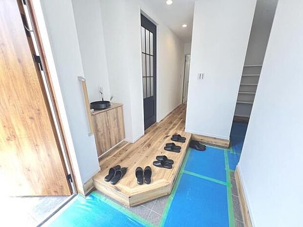 いつも気持ちよくご家族を迎えられる玄関です。