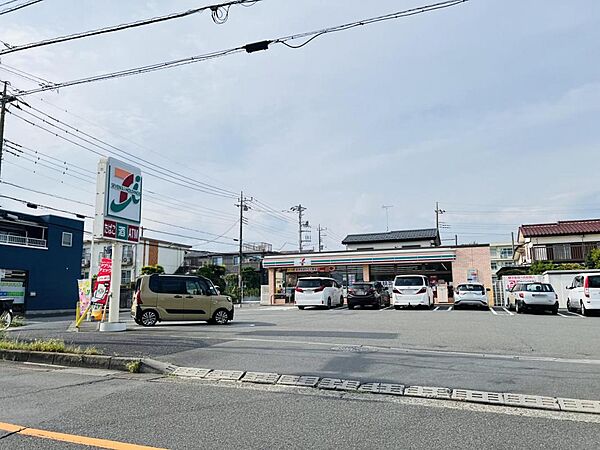 セブン-イレブン 町田ポプラヶ丘店まで約440m（徒歩6分）