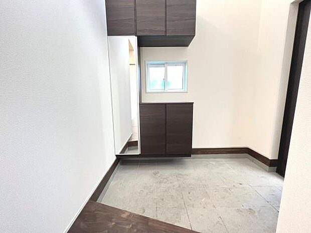 いつも気持ちよくご家族を迎えられる玄関です。