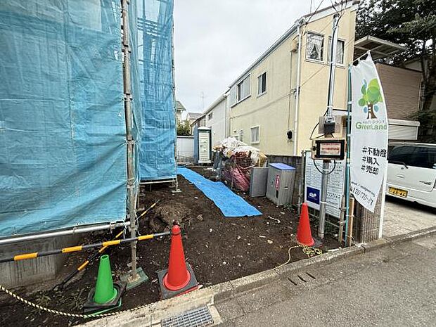 駐車場ももちろん完備しておりますのでお車所有の方にも心強いです。