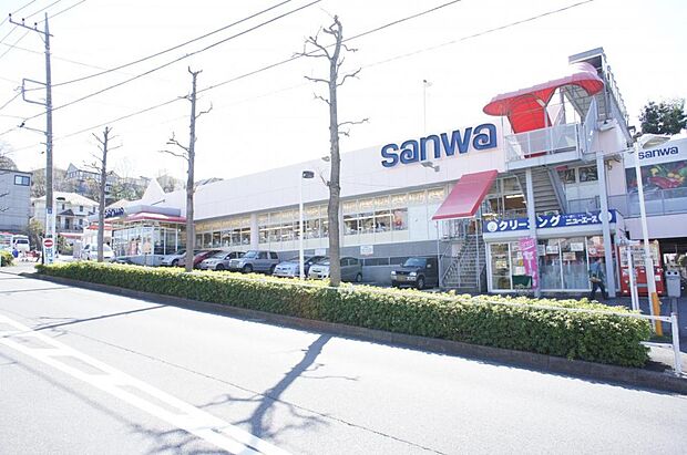 スーパー三和 金井店まで約630m（徒歩8分）