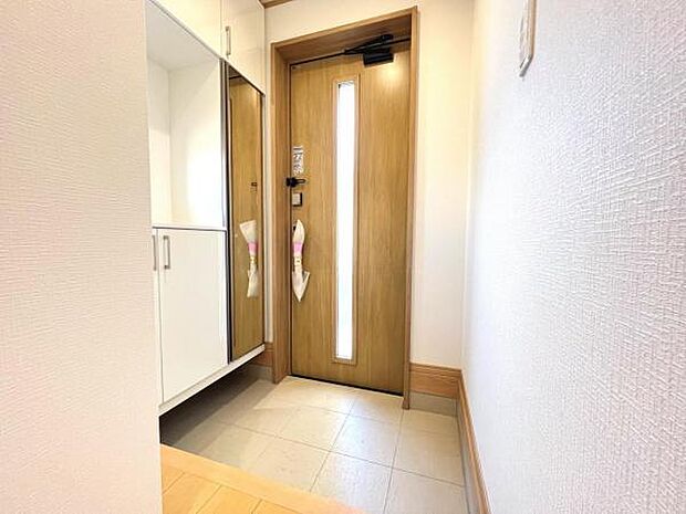 いつも気持ちよくご家族を迎えられる玄関です。