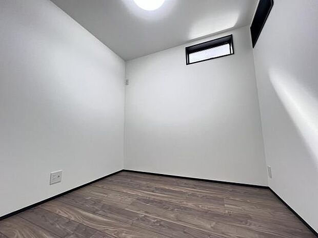 子供部屋にもちょうど良い大きさのお部屋です。