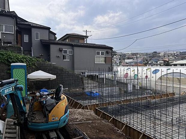 一生懸命建築中です。完成が楽しみですね。