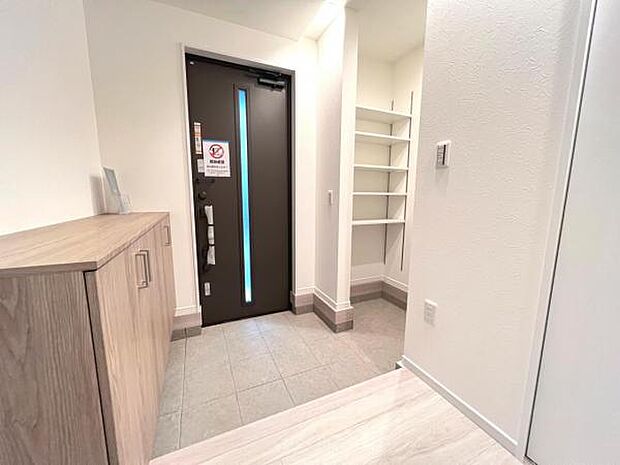 いつも気持ちよくご家族を迎えられる玄関です。