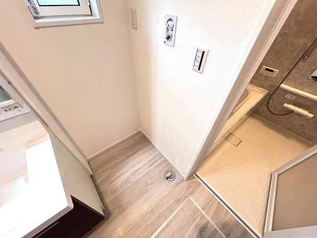 お天気を気にせずお洗濯ができ、室内干し可能です。