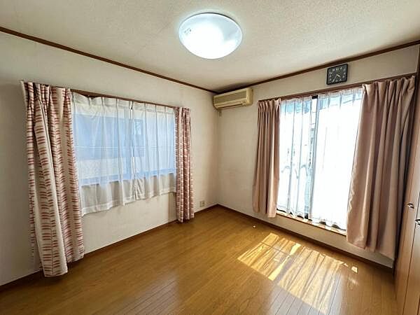 寝室