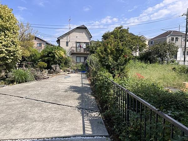 お子様の遊び場として、ペットとふれあいの場としていかがですか。