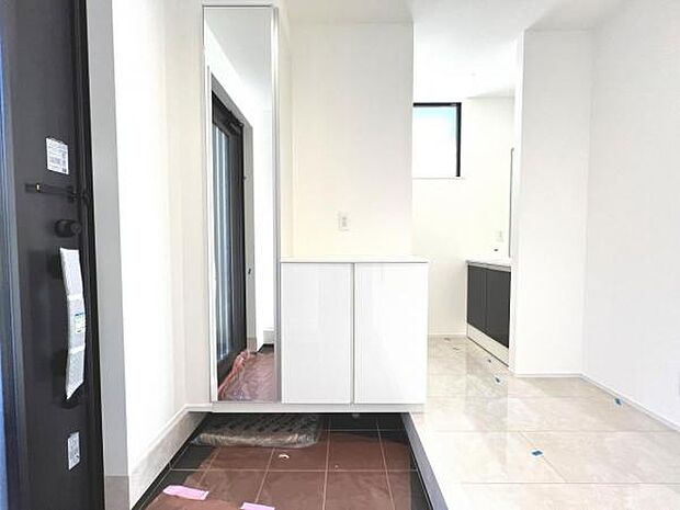 いつも気持ちよくご家族を迎えられる玄関です。