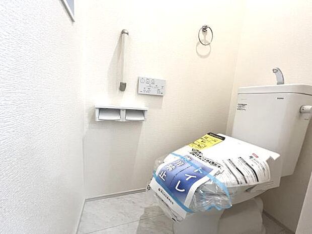 ほっと安らげるトイレ空間です。