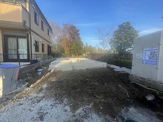 一生懸命建築中です。完成が楽しみですね。